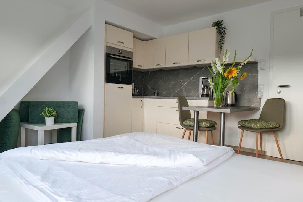 Wunderschoene Ferienwohnung Mit Balkon In Aue Dış mekan fotoğraf